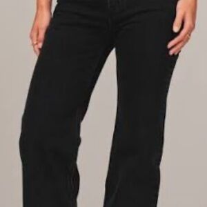 Distressed Abercrombie 90s Relaxed Fit High Rise